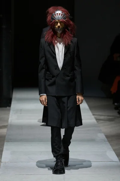 Look 20